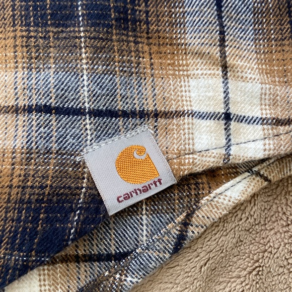 Carhartt Long Sleeve Flannel Shirt Men’s Size Large Button Down Comfy Cozy - Picture 6 of 9